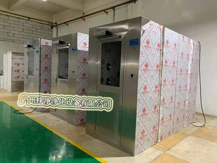 風(fēng)淋室的類型繁多，不同類型的風(fēng)淋室適用于不同的場合和需求