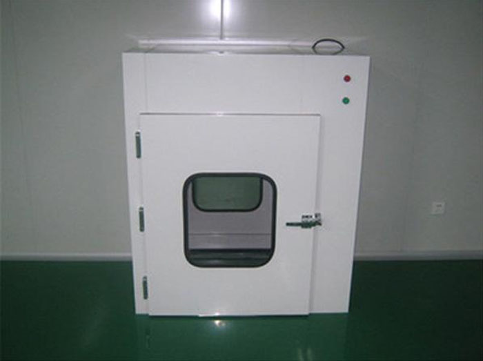 落地式傳遞窗在物料進出潔凈區，必須嚴格與人流通道分開，由生產車間物料專用通道進出。