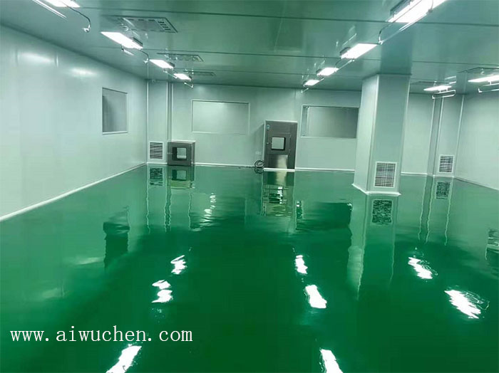 傳遞窗在安裝前，應檢查無塵車間安裝現(xiàn)場是否符合安裝要求，包括地面平整度、墻面垂直度等。